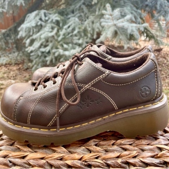 Dr. Martens Vintage Y2K Brown Leather 12283 Daisy Splat Platform Oxford. Size 10 - Picture 11 of 13
